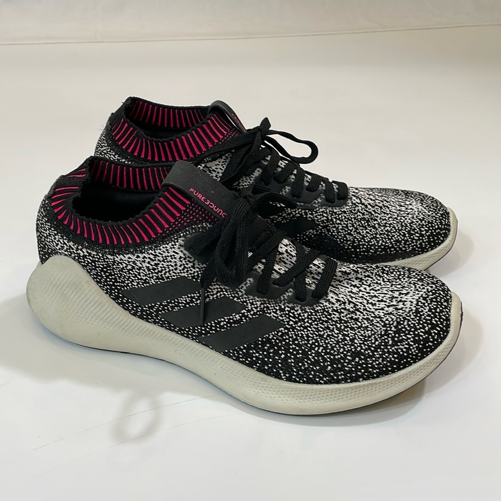 Adidas Pure Bounce Sneakers Size 9.5 Black White And Pink EUC